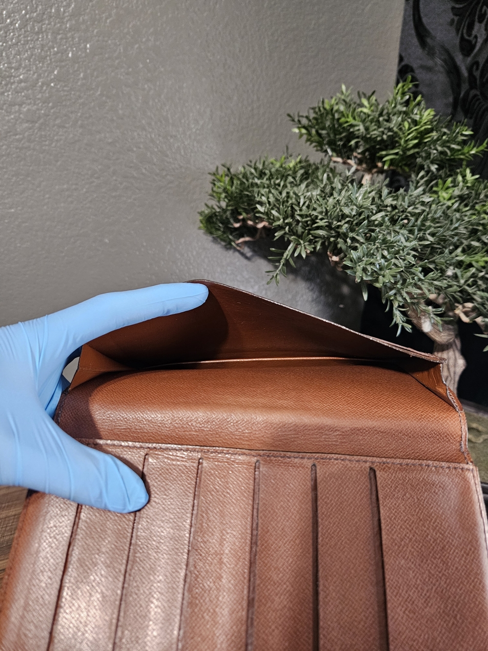 Authentic Louis Vuitton Rare Vintage Bifold Wallet Monogram Canvas - Picture 9 of 15